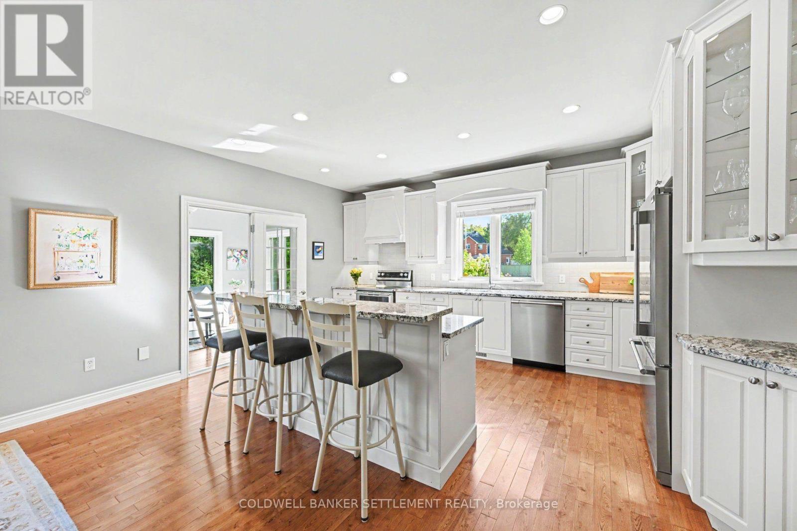 8 TAGGART CRESCENT, Ottawa. Luxury613. By Peter Sagos - Image 17