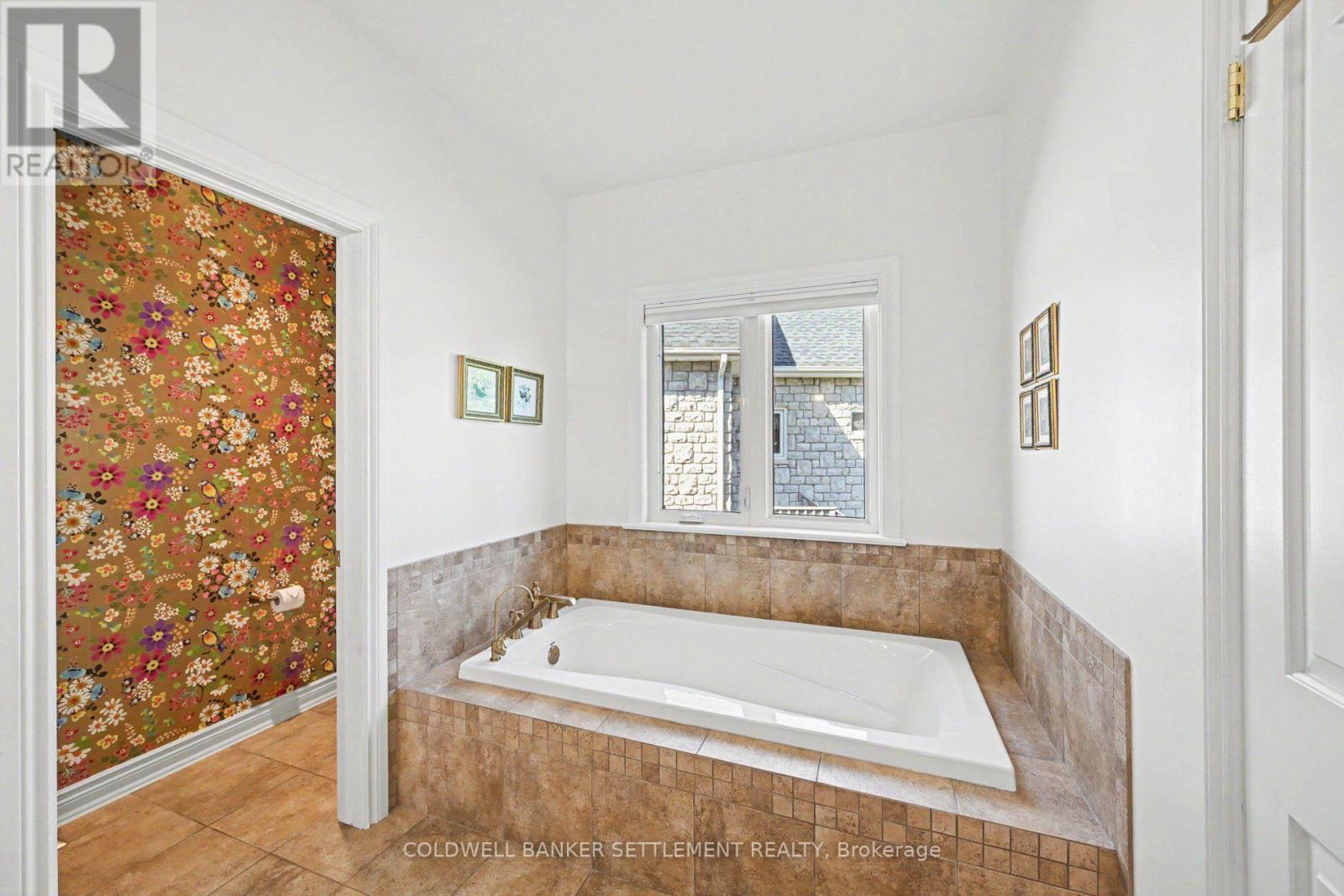 8 TAGGART CRESCENT, Ottawa. Luxury613. By Peter Sagos - Image 31