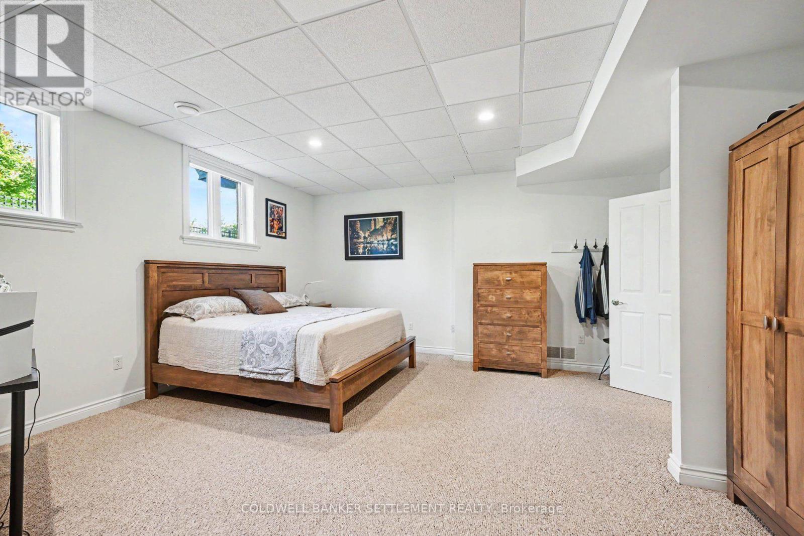 8 TAGGART CRESCENT, Ottawa. Luxury613. By Peter Sagos - Image 38