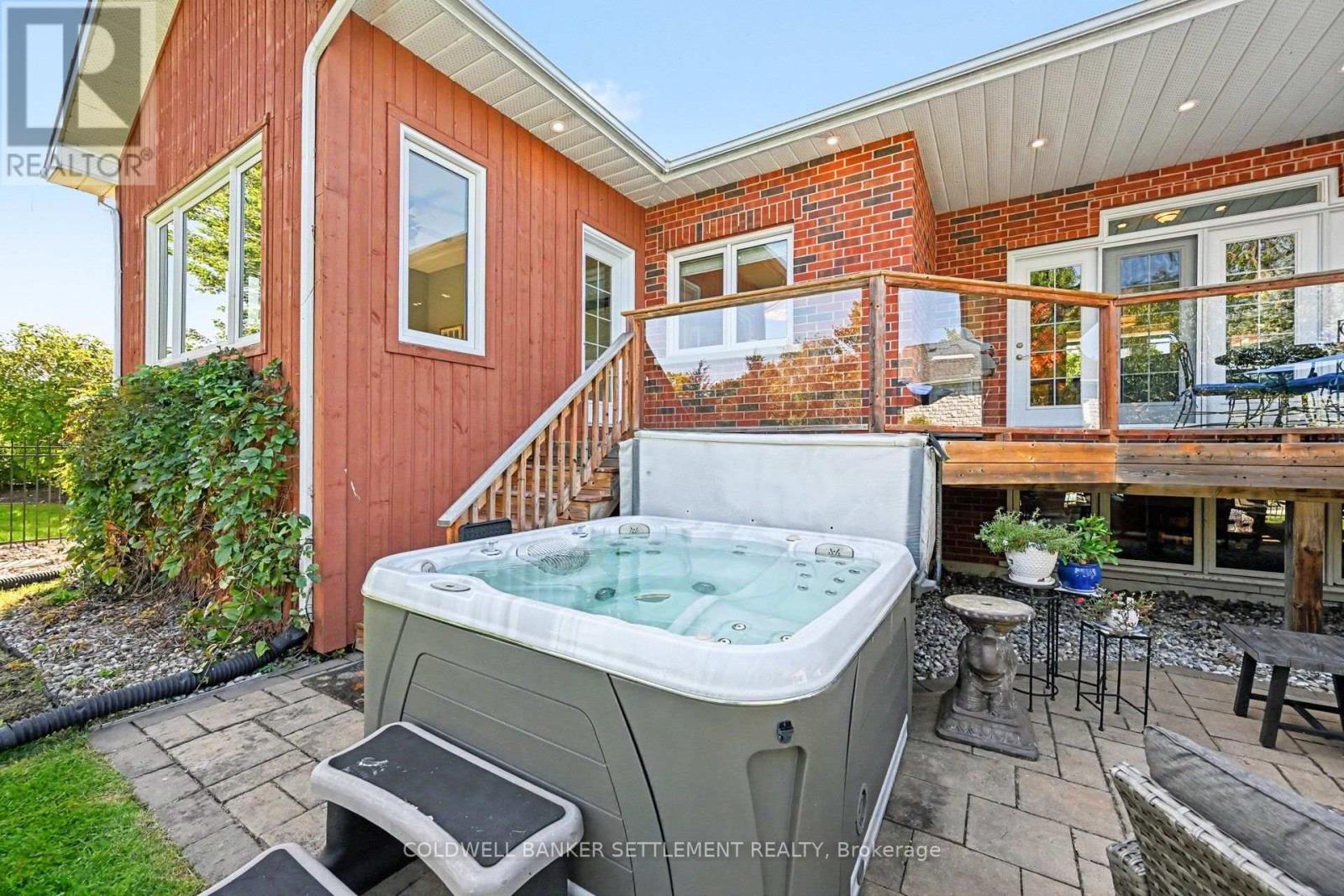 8 TAGGART CRESCENT, Ottawa. Luxury613. By Peter Sagos - Image 45