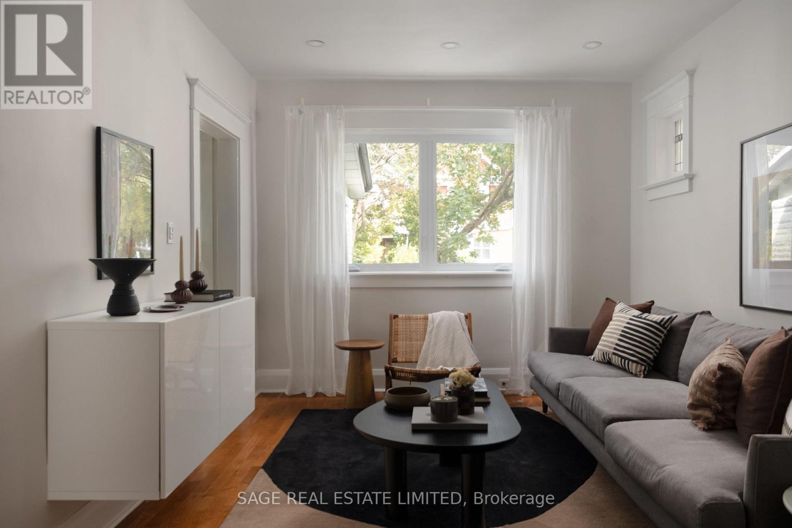 74 BARRINGTON AVENUE, Toronto (Woodbine-Lumsden) — photo 3