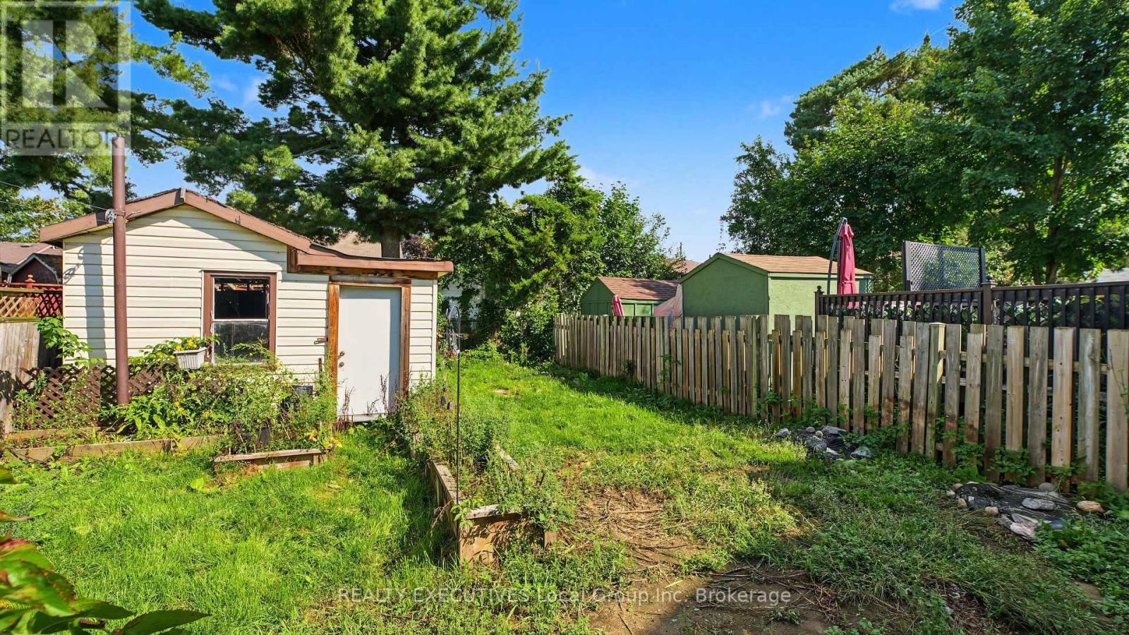 728 REYNOLDS STREET - Image 26