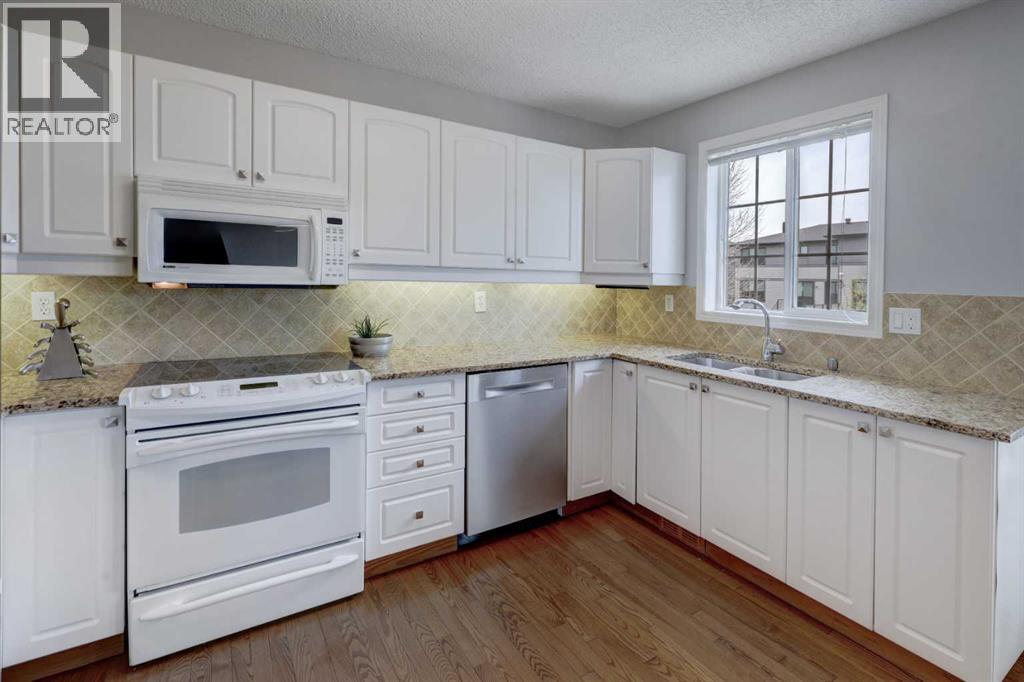 9 Harvest Grove Green NE, Calgary — photo 4