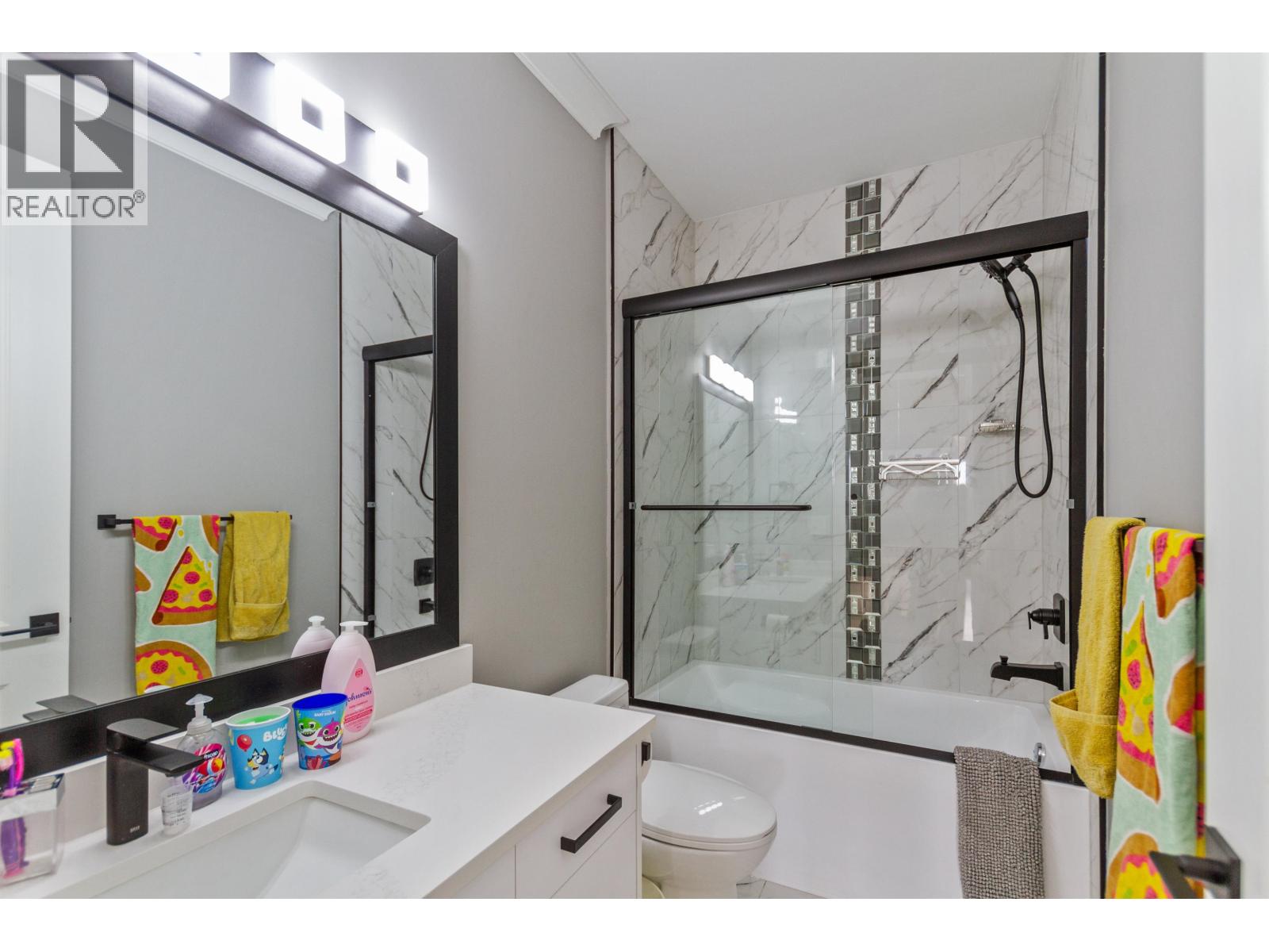 101 954 EDGAR AVENUE, Coquitlam