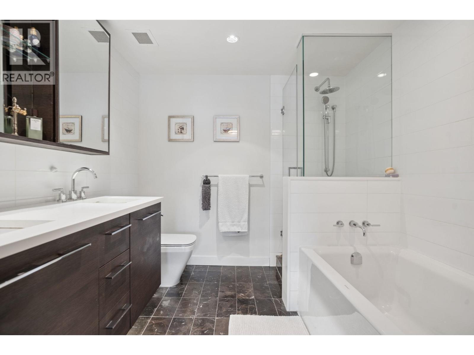 608 7488 LANSDOWNE ROAD, Richmond