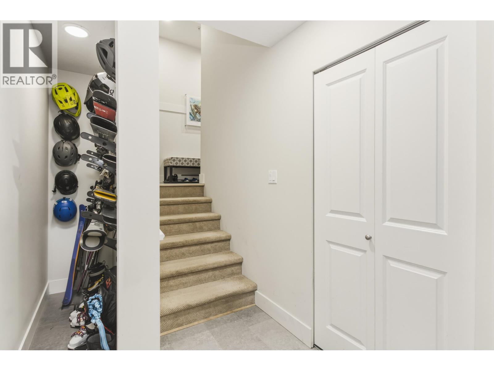 6 1024 GLACIER VIEW DRIVE, Squamish