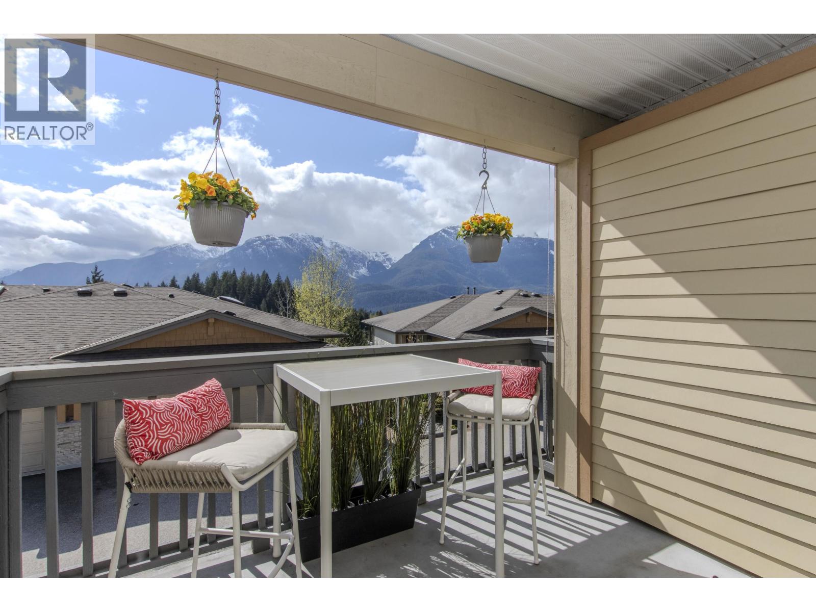 6 1024 GLACIER VIEW DRIVE, Squamish