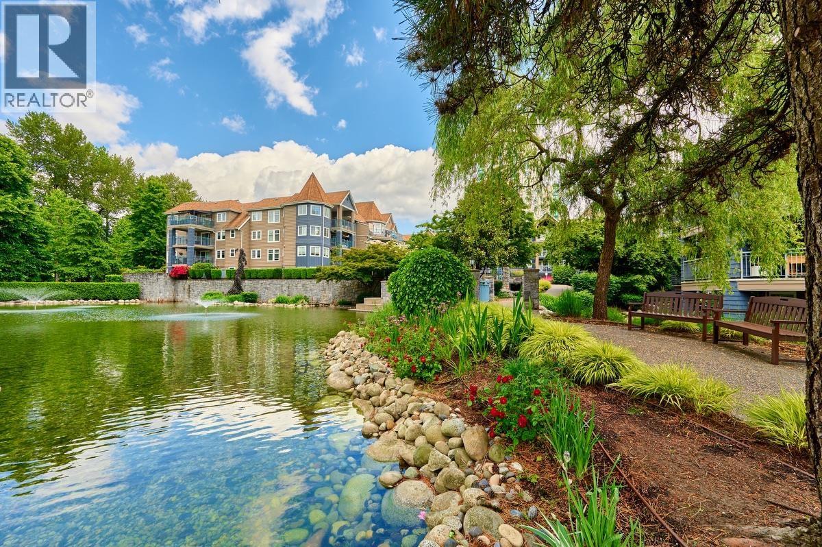 402 1190 EASTWOOD STREET, Coquitlam