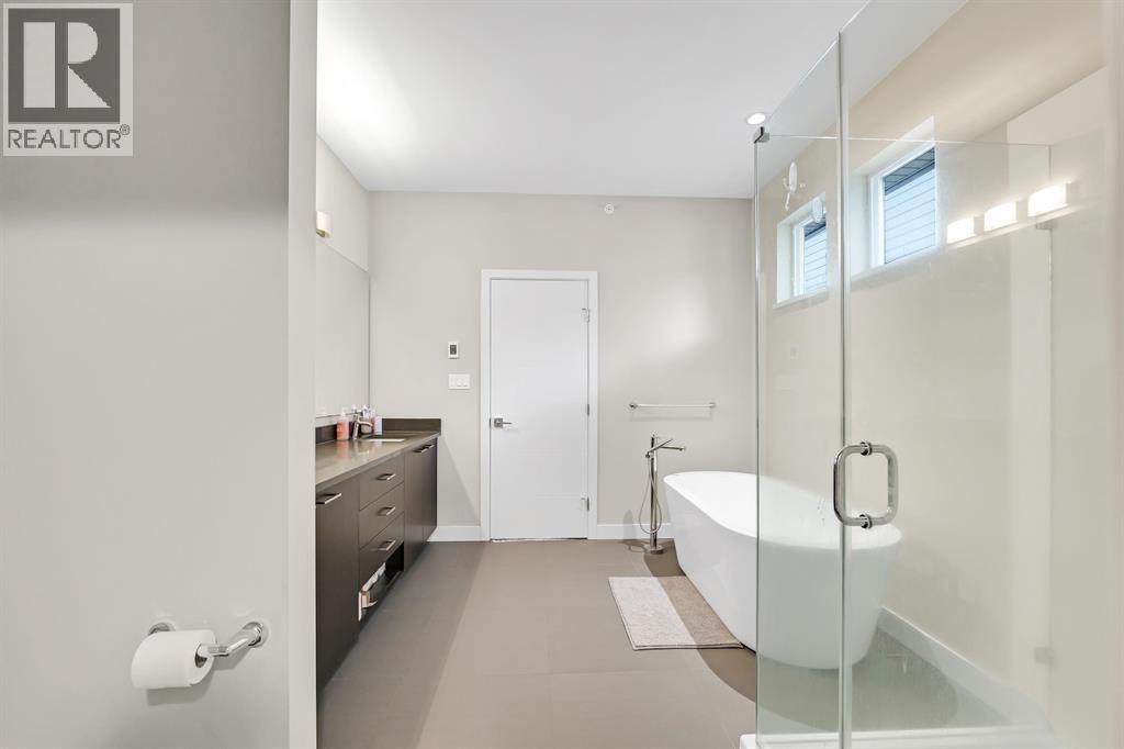 39340 FALCON CRESCENT, Squamish