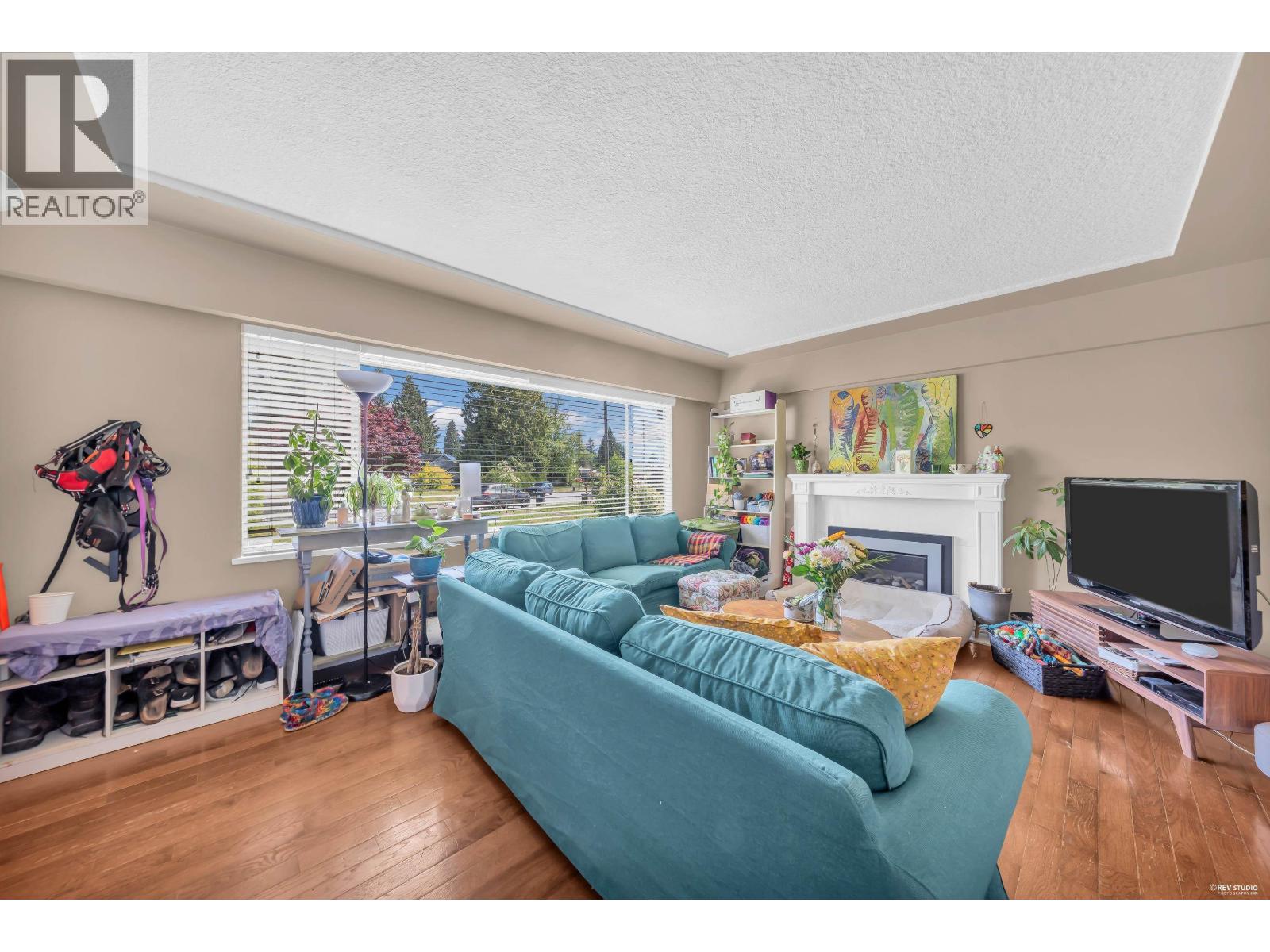 959 CAITHNESS CRESCENT, Port Moody