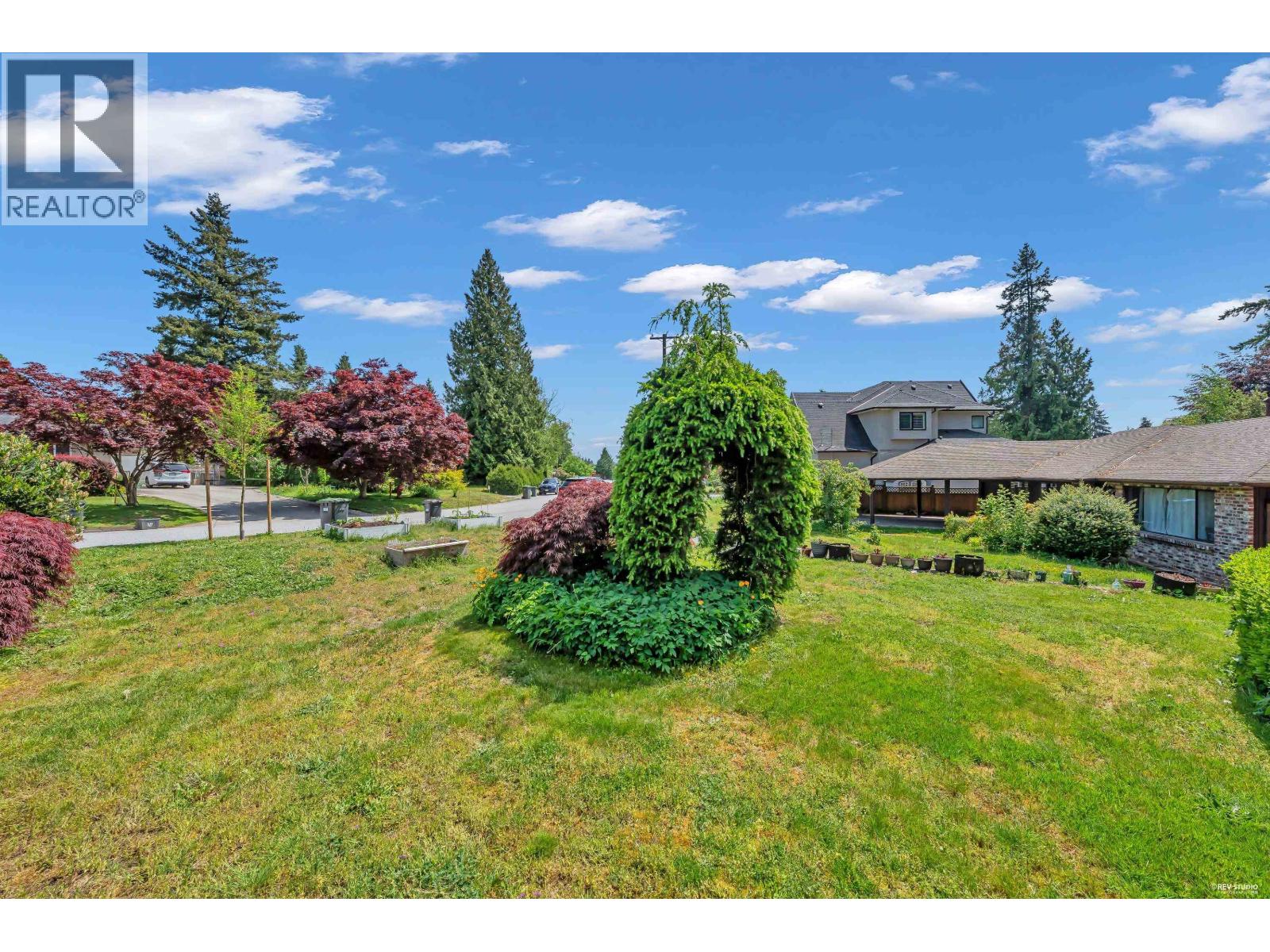 959 CAITHNESS CRESCENT, Port Moody