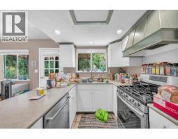 959 Caithness Crescent, Port Moody, BC V3H1C7 Photo 6