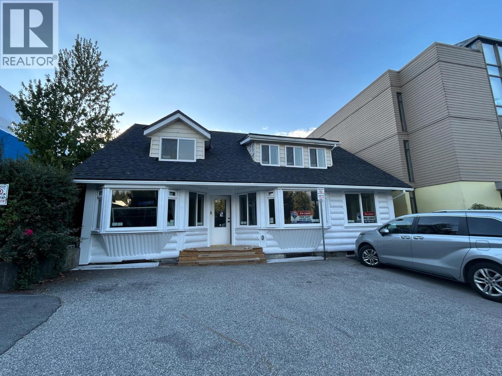 2211 PANORAMA DRIVE, North Vancouver — photo 1