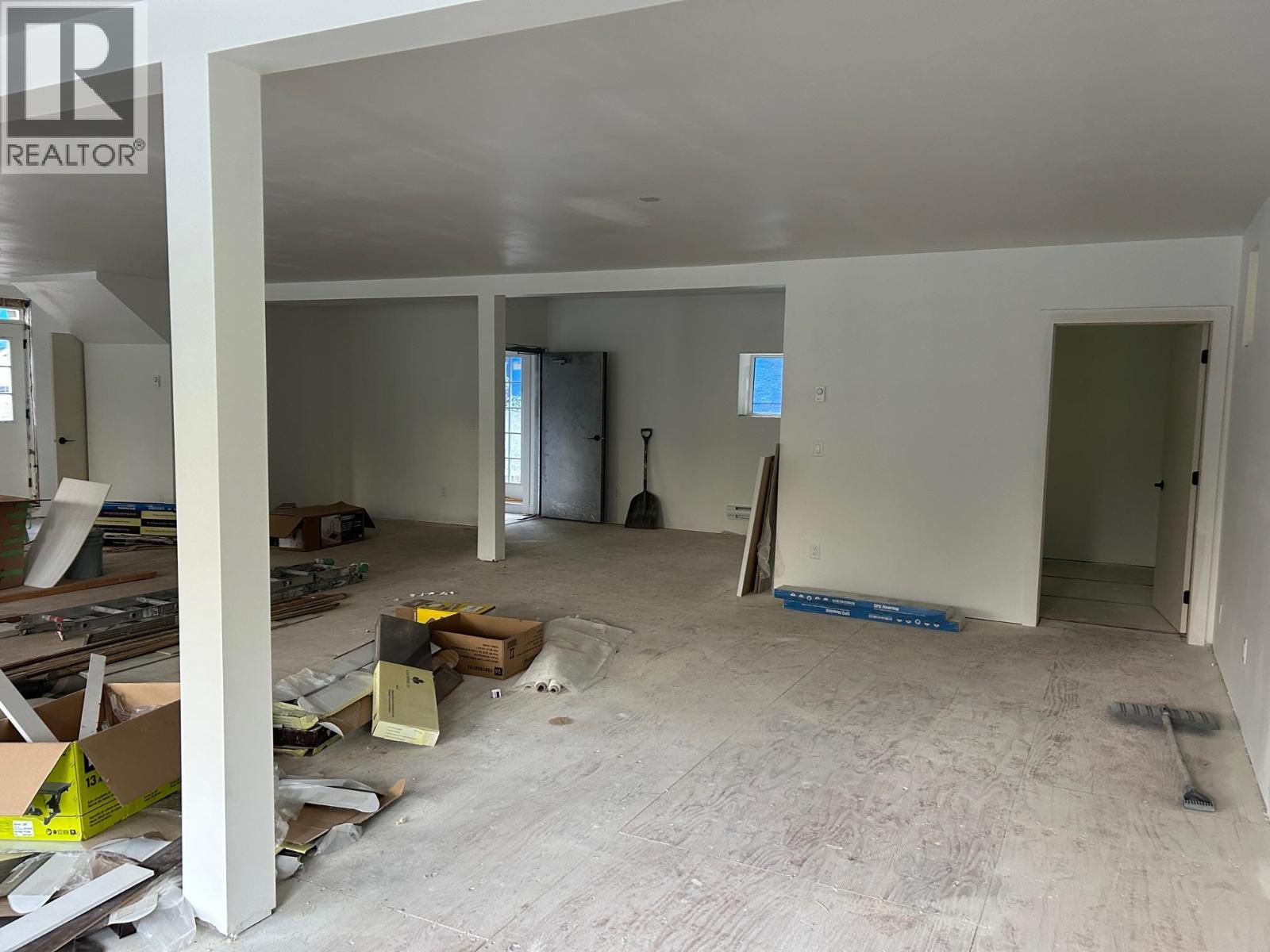 2211 PANORAMA DRIVE, North Vancouver — photo 3