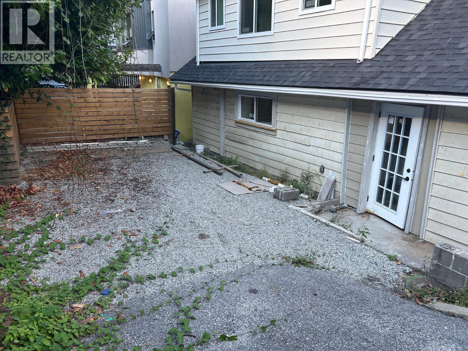 2211 PANORAMA DRIVE, North Vancouver — photo 5