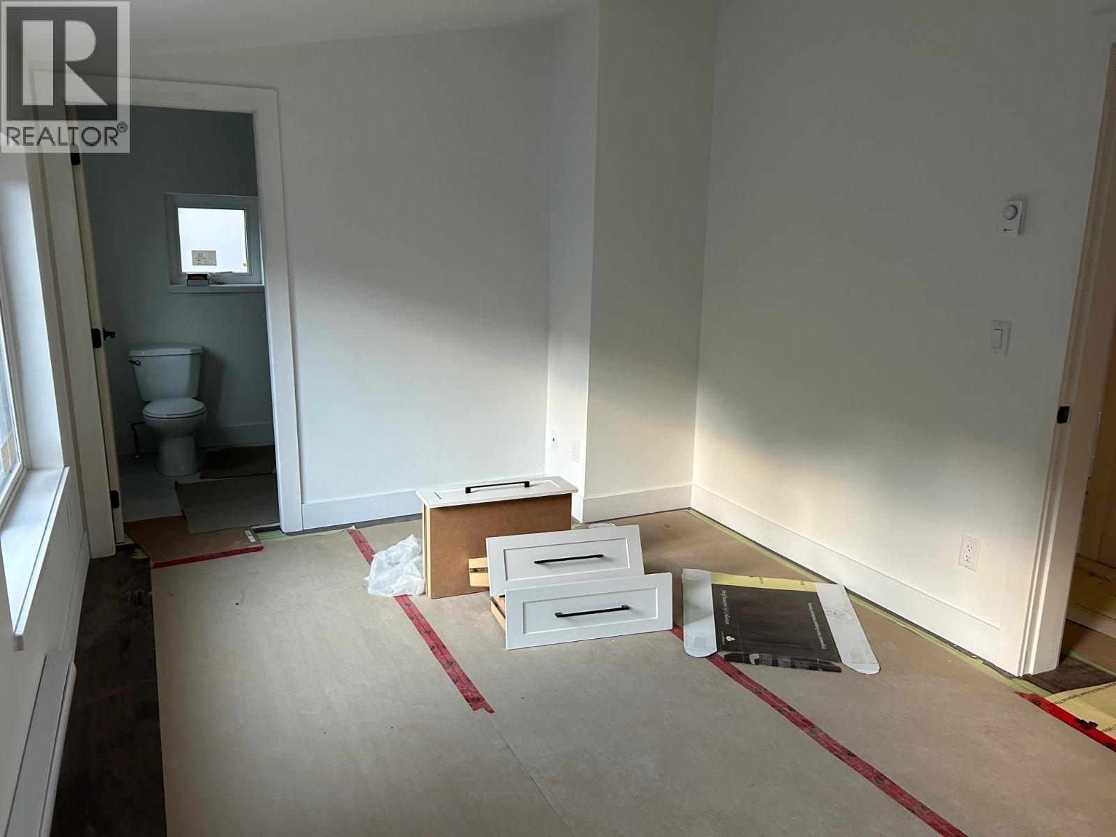 2211 PANORAMA DRIVE, North Vancouver — photo 8
