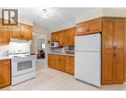 Dining room - 11 Grey Owl Drive, Elmira, ON N3B1S4 Photo 16
