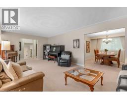 Kitchen - 11 Grey Owl Drive, Elmira, ON N3B1S4 Photo 18