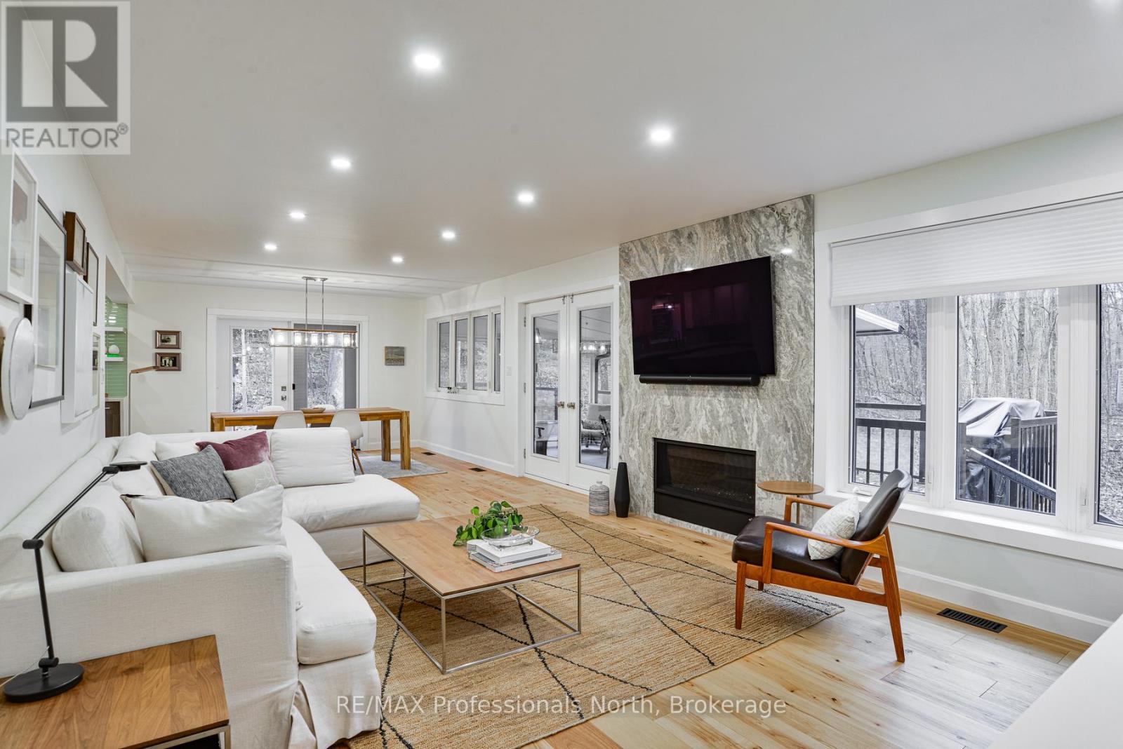 225 BLANCHARD STREET W, Gravenhurst (Muskoka (S)) — photo 6