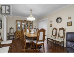 Kitchen - 7279 Vernor Drive, Mississauga, ON L4T2P5 Photo 8