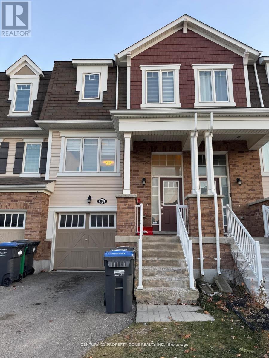 108 BANNISTER CRESCENT, Brampton (Northwest Brampton) — photo 2