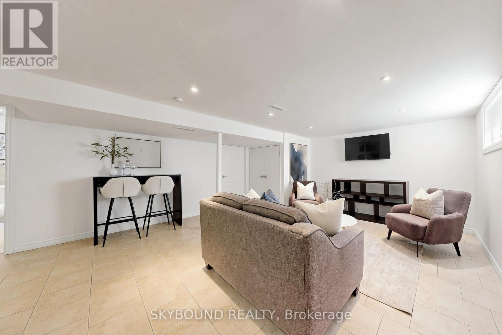 19 RIVERVIEW HEIGHTS - Image 27