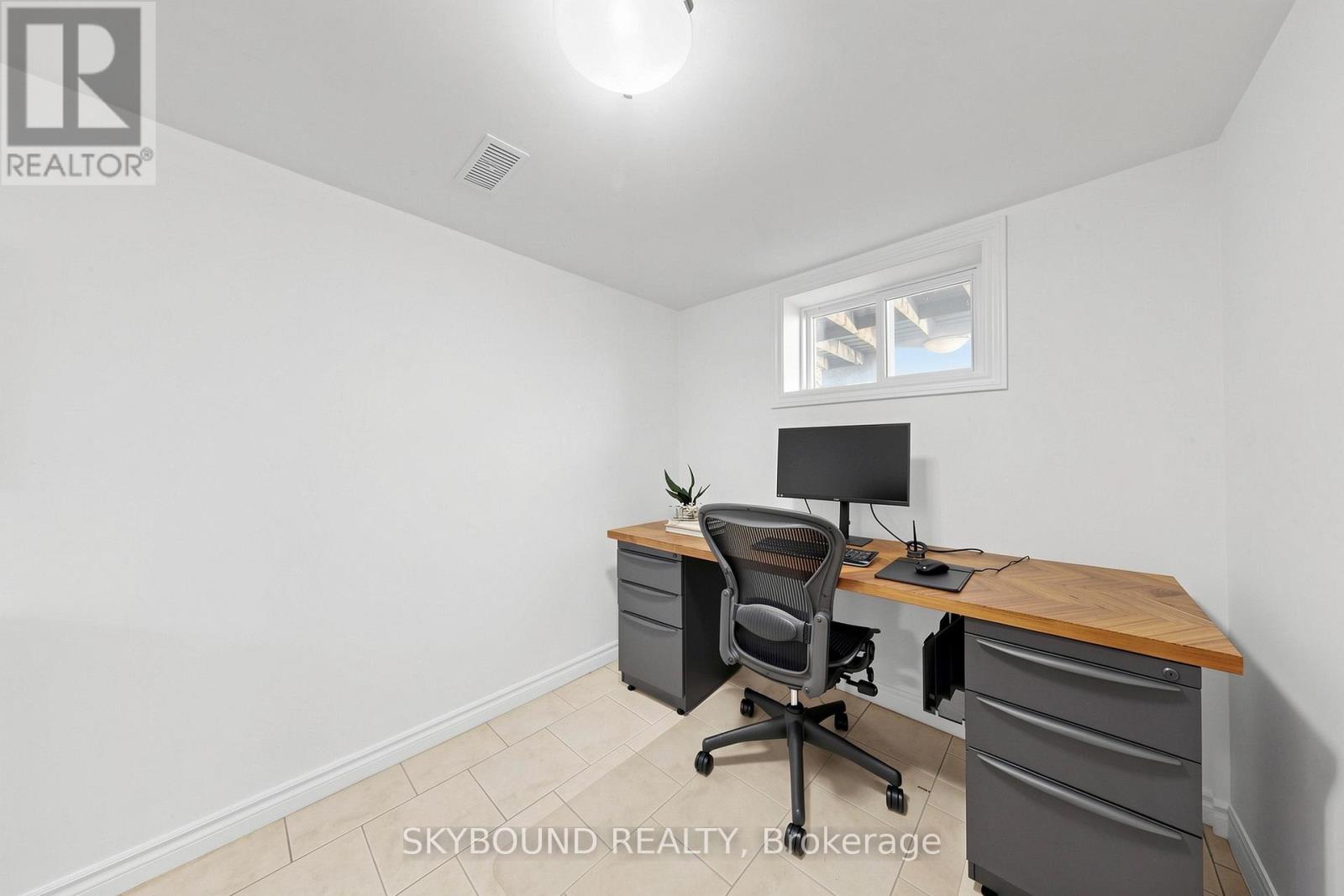 19 RIVERVIEW HEIGHTS - Image 31