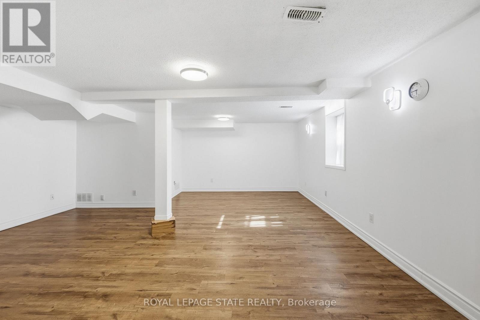 5592 MILLBROOK LANE - Image 38