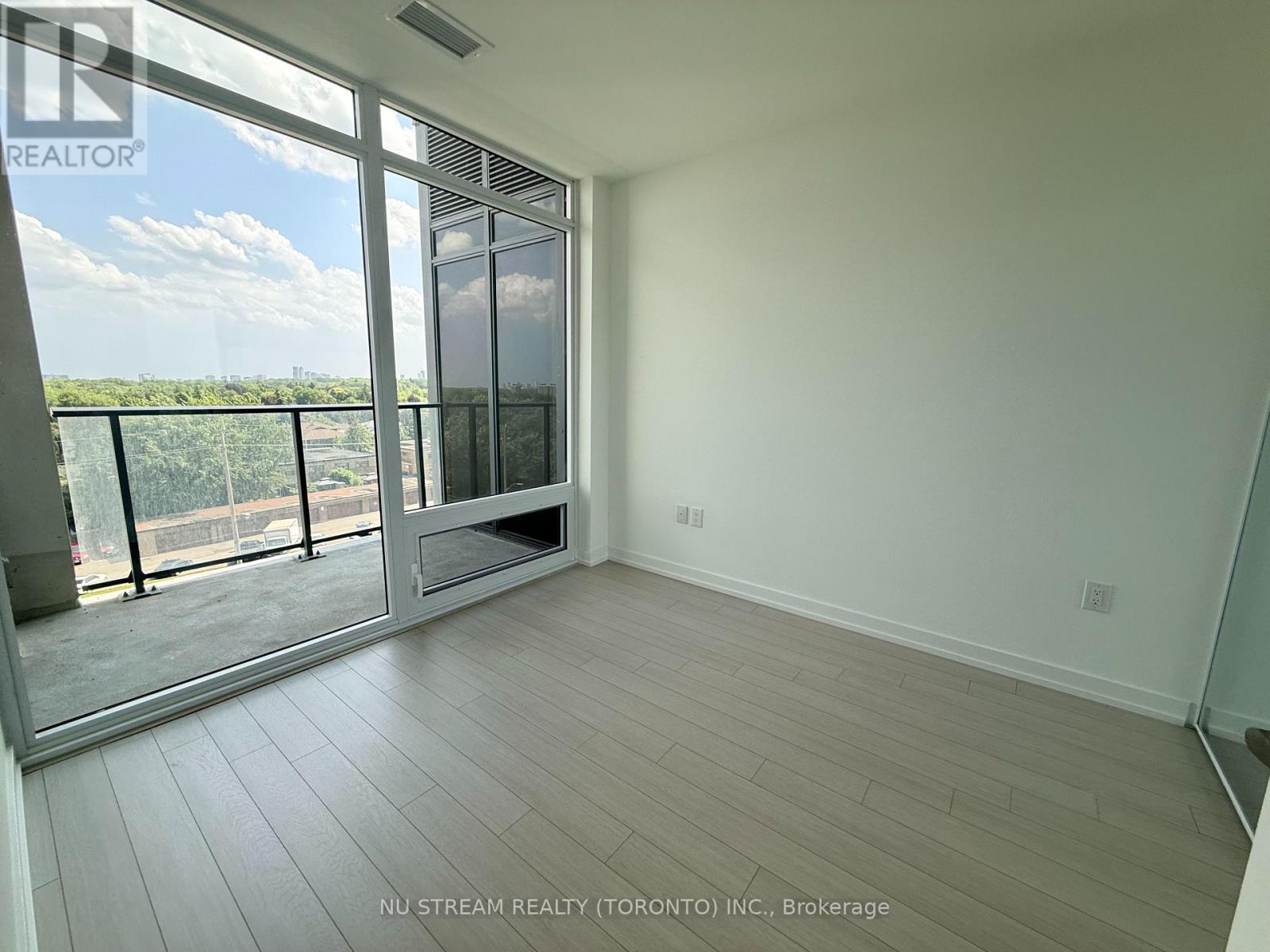624 - 4000 EGLINTON AVENUE W, Toronto (Humber Heights) — photo 5