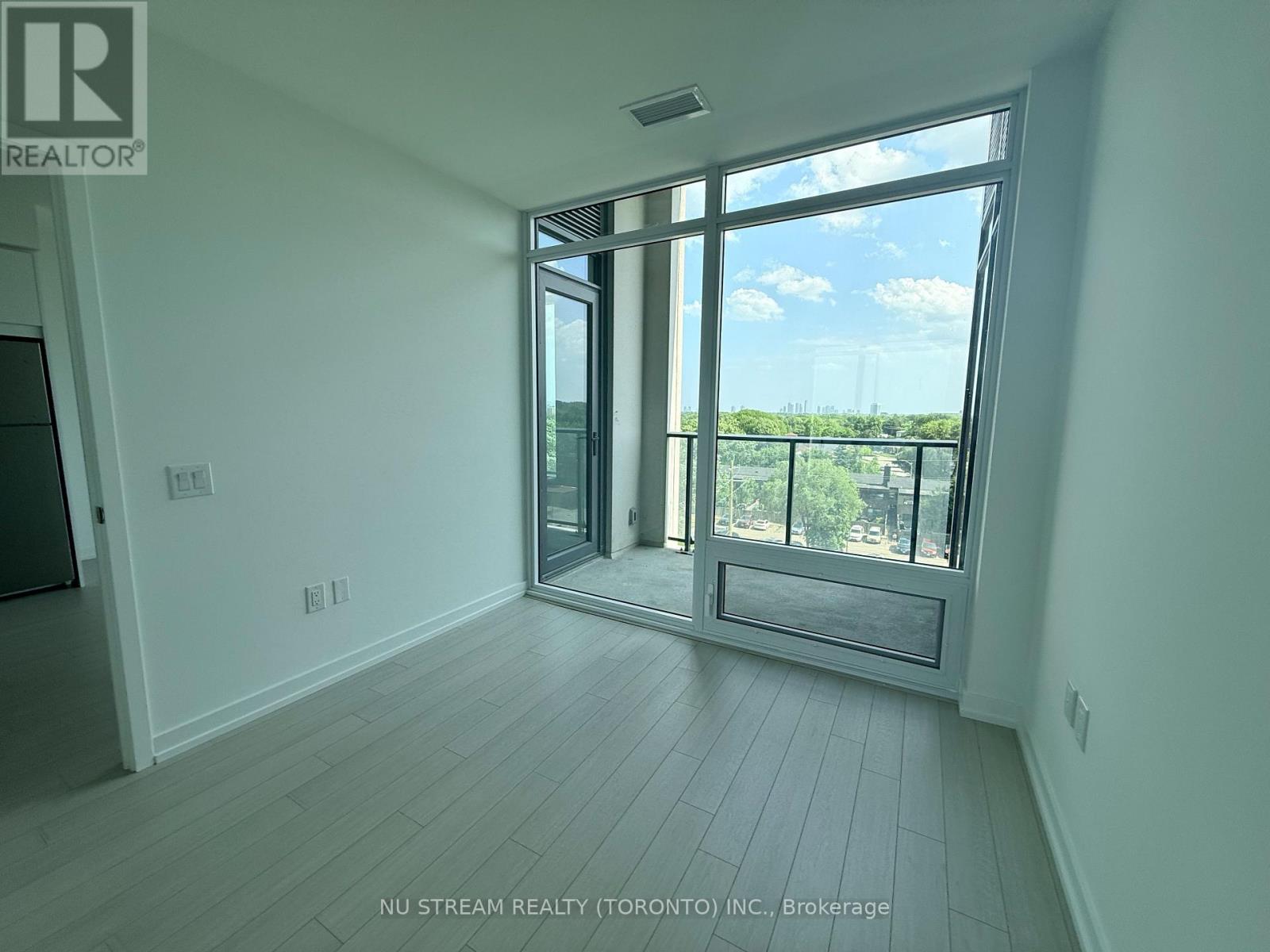624 - 4000 EGLINTON AVENUE W, Toronto (Humber Heights) — photo 6