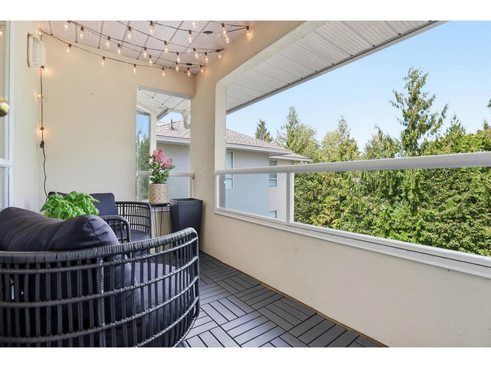 304 6440 197 STREET, Langley
