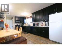 Bedroom - 101 Fifth Avenue, Rhein, SK S0A3K0 Photo 8