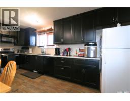 Family room - 101 Fifth Avenue, Rhein, SK S0A3K0 Photo 10