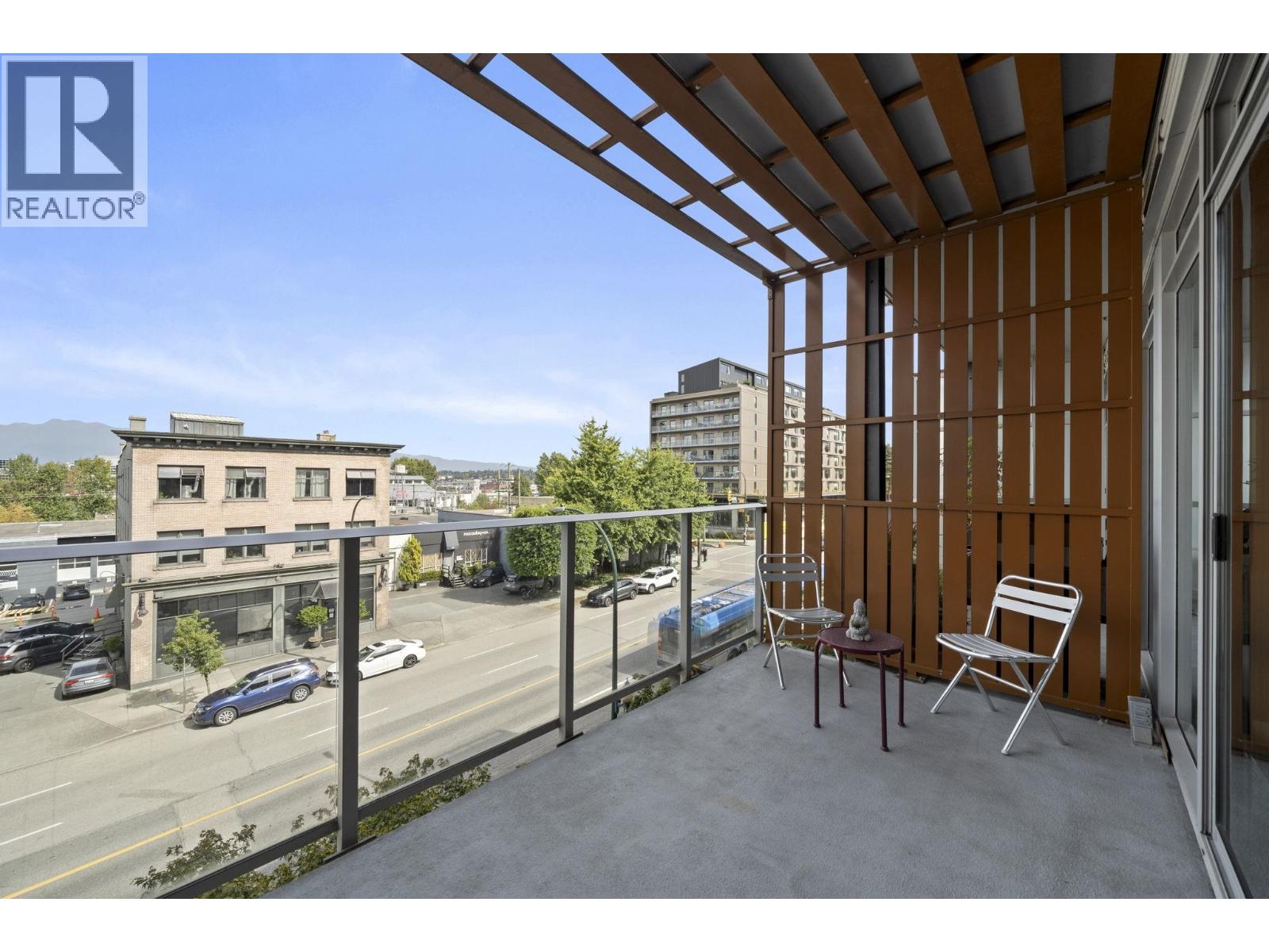 413 256 E 2ND AVENUE, Vancouver