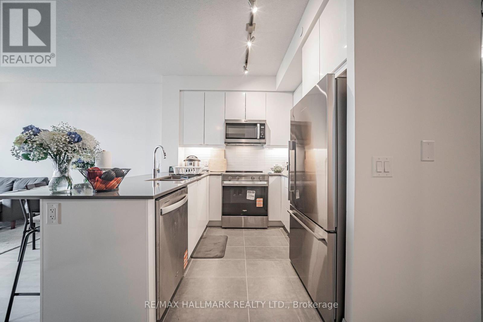 #2203 3260 SHEPPARD AVENUE E - Image 13