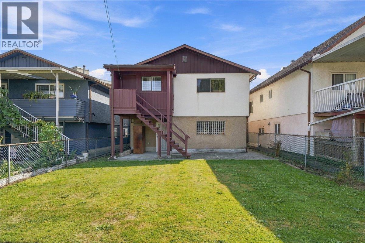 4371 COMMERCIAL STREET, Vancouver