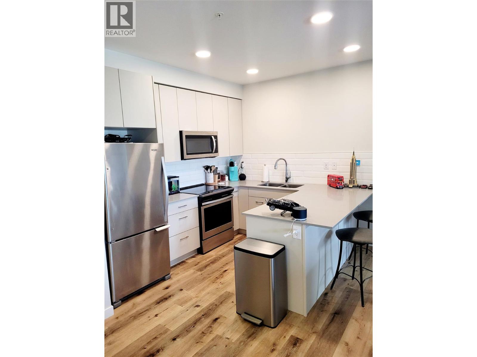 322 722 Valley Road, Kelowna
