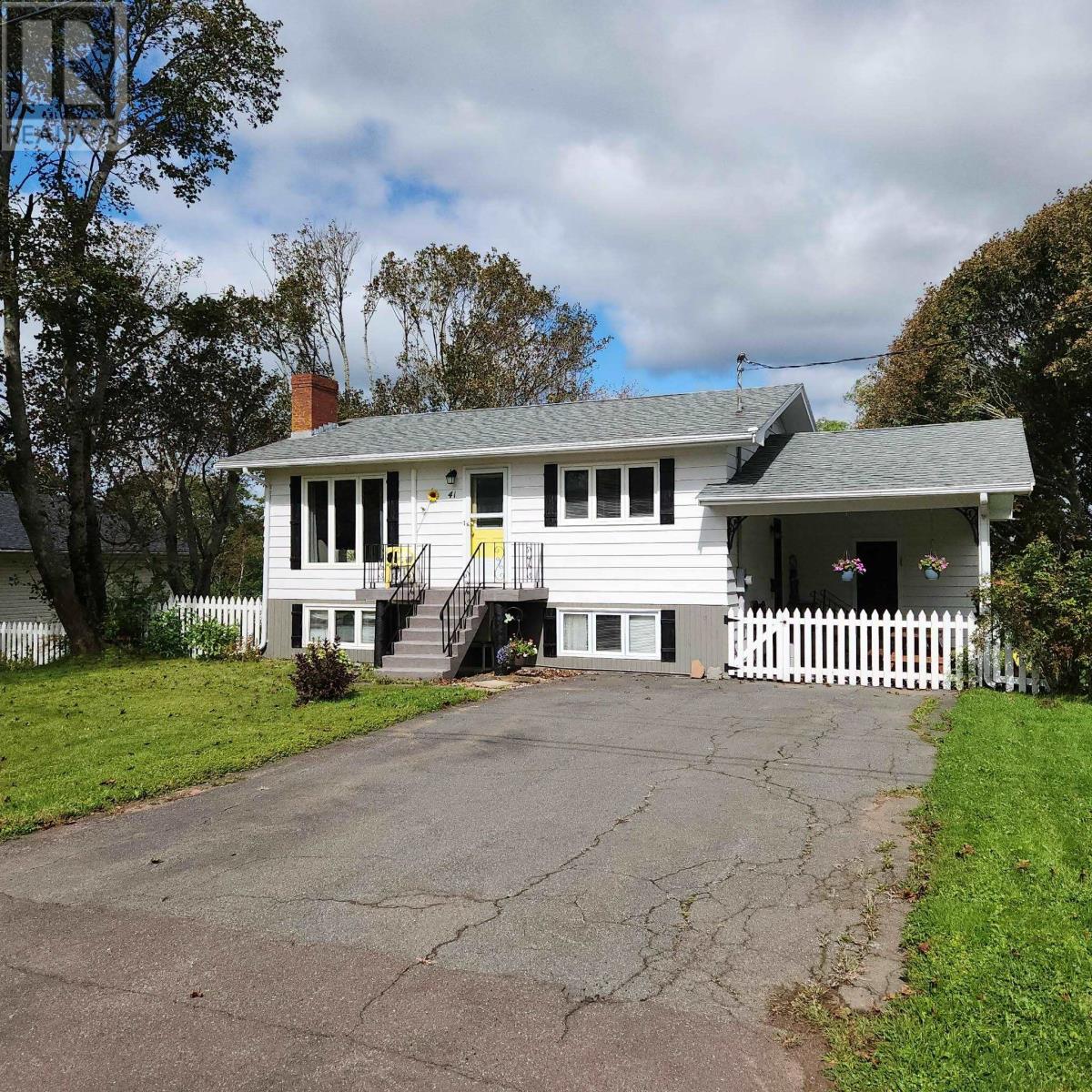 41 Penny Lane, Charlottetown — photo 3
