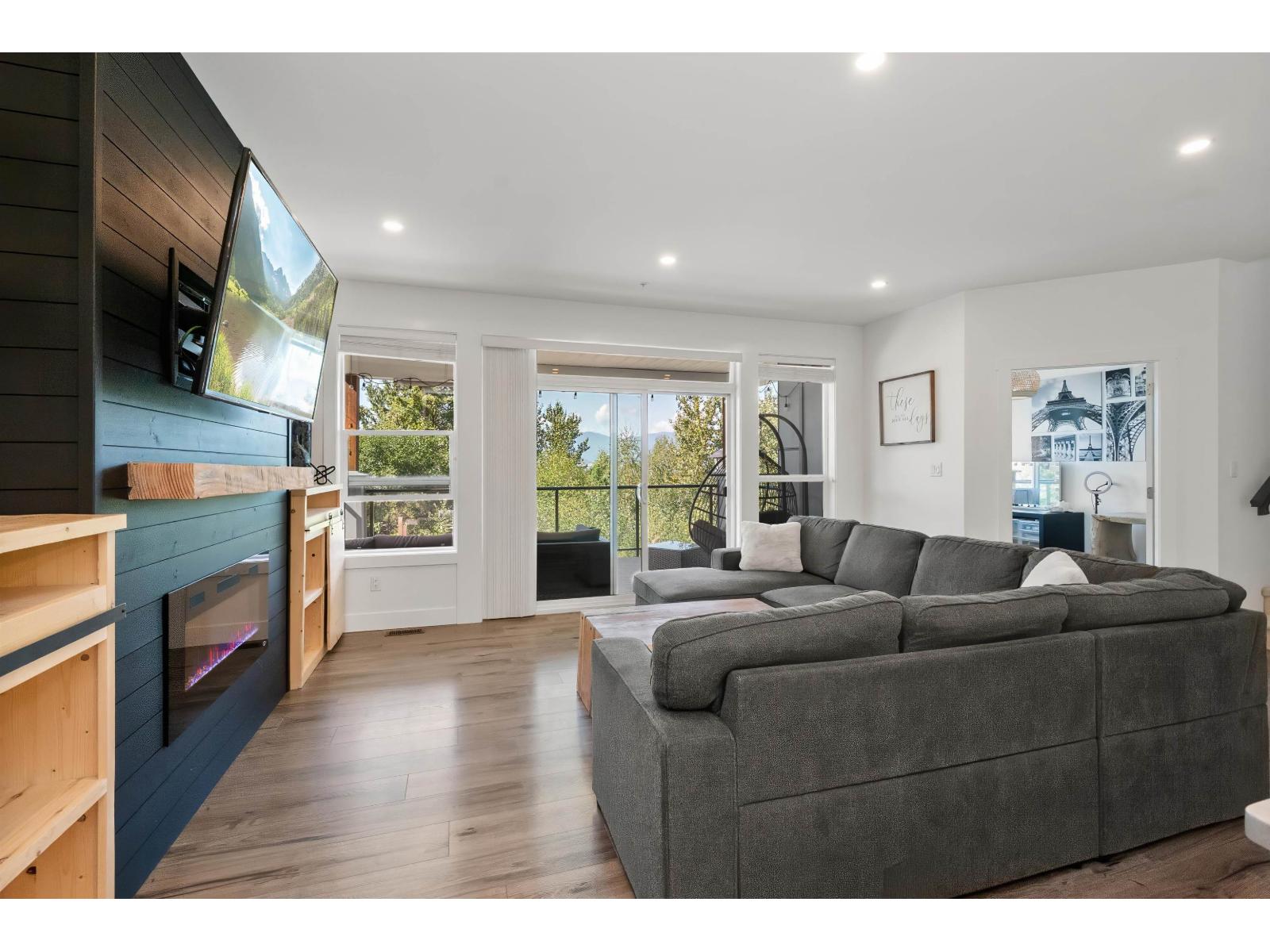 1 6262 REXFORD DRIVE, Promontory, Chilliwack