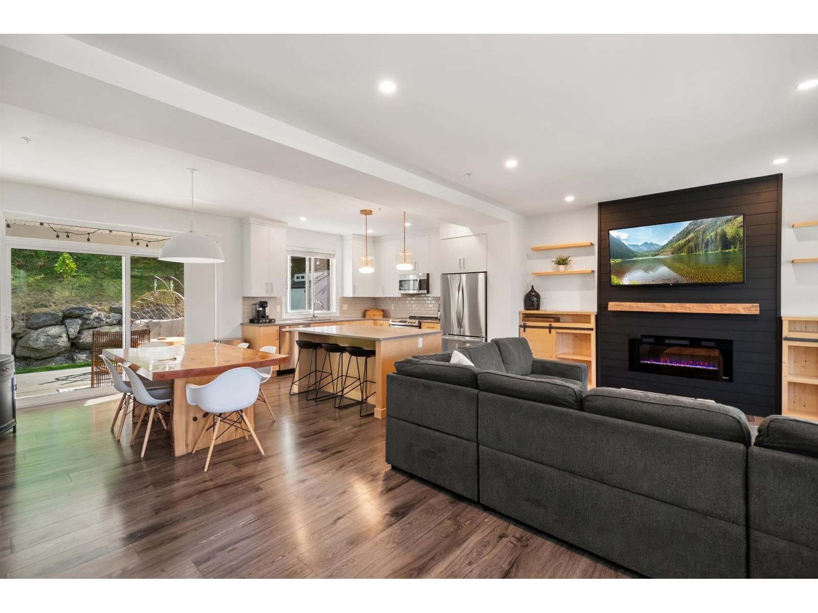 1 6262 REXFORD DRIVE, Promontory, Chilliwack