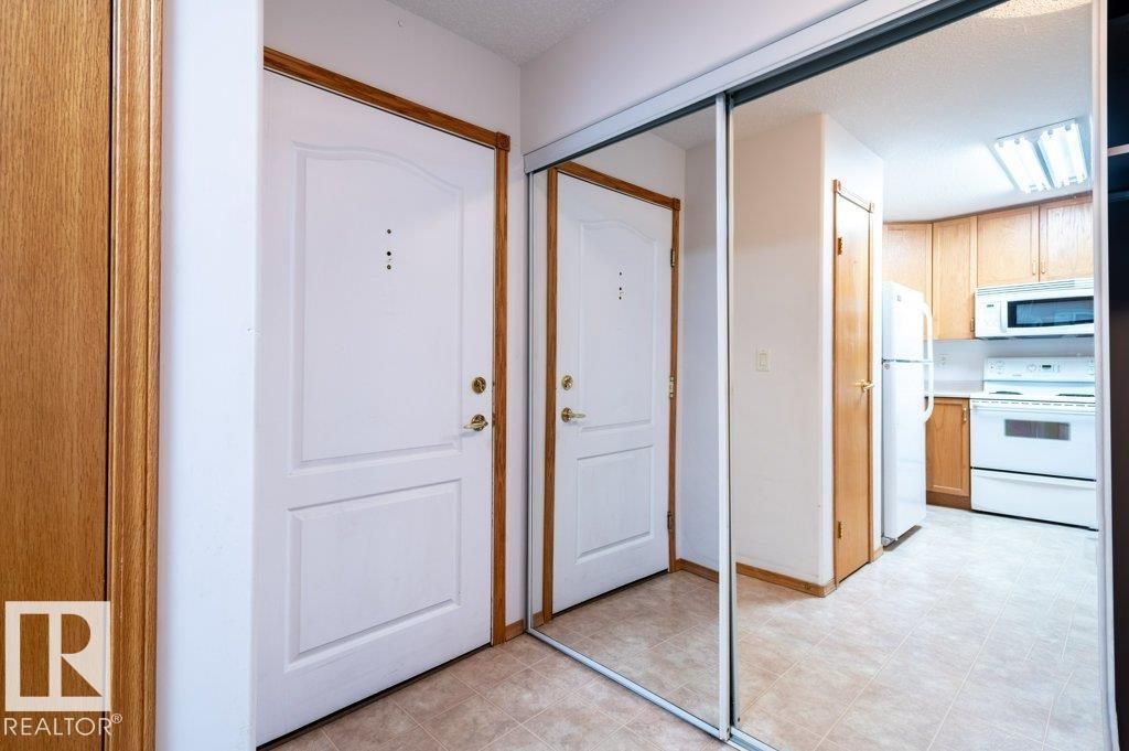 #203 8912 156 ST NW - 10