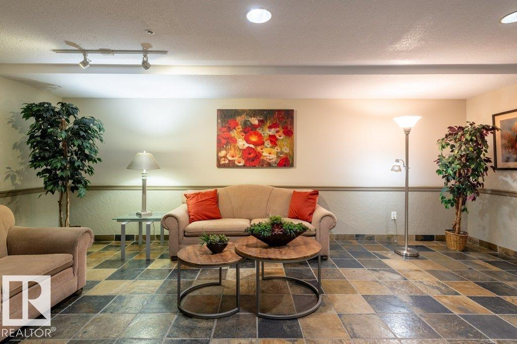 #203 8912 156 ST NW - 6
