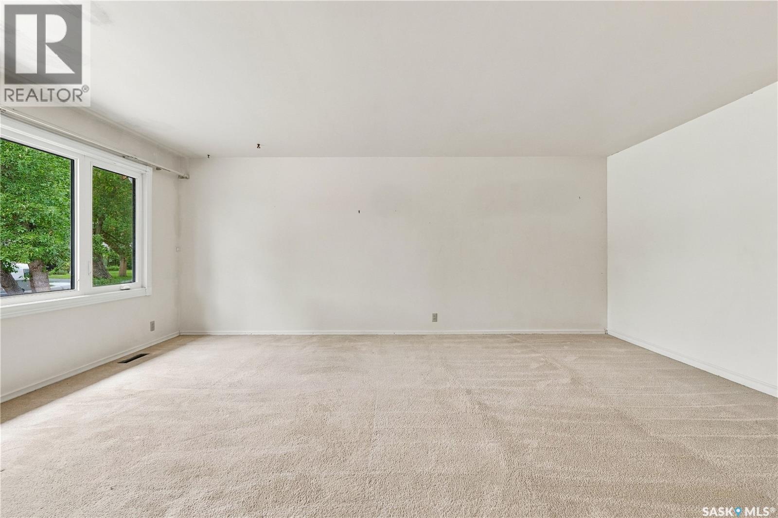 65 BOBOLINK BAY, Regina — photo 6