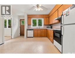 2pc Bathroom - 65 Bobolink Bay, Regina, SK S4S4K2 Photo 9