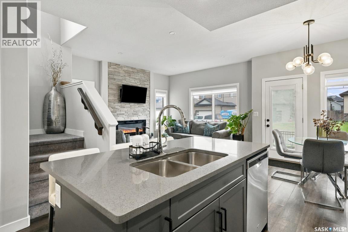 4 525 Mahabir LANE, Saskatoon — photo 11
