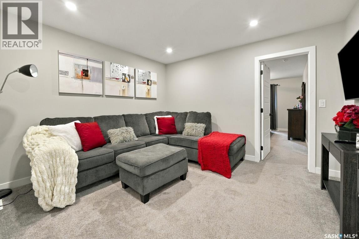 4 525 Mahabir LANE, Saskatoon — photo 15
