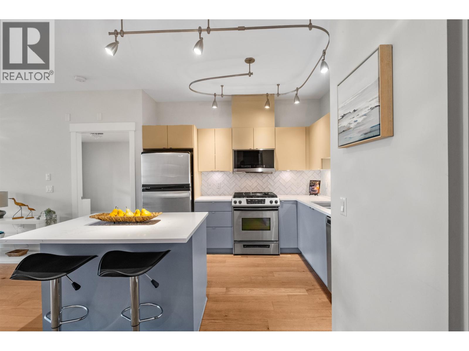 307 1468 ST. ANDREWS AVENUE, North Vancouver — photo 7