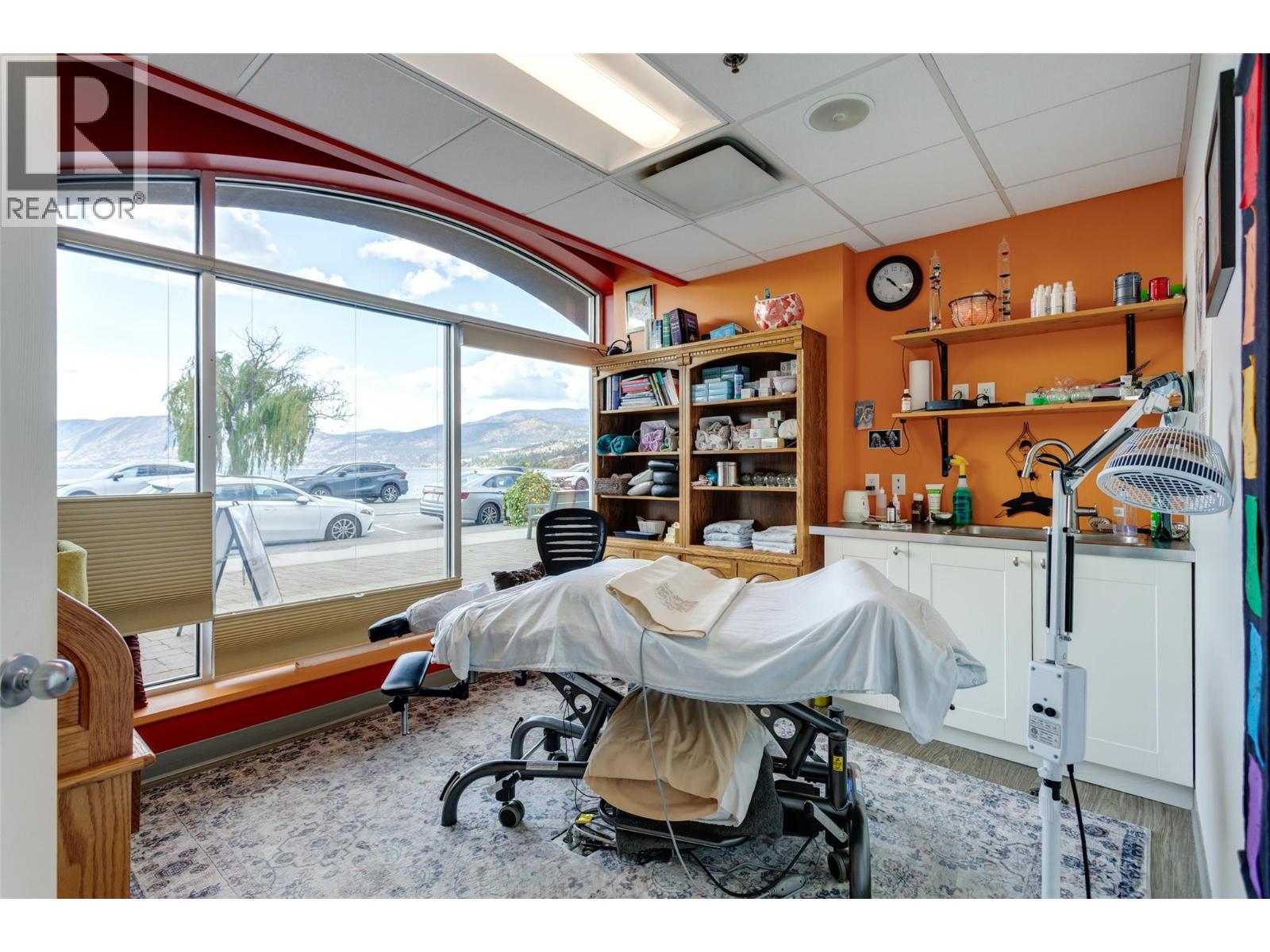 105B 4200 Beach Avenue, Peachland