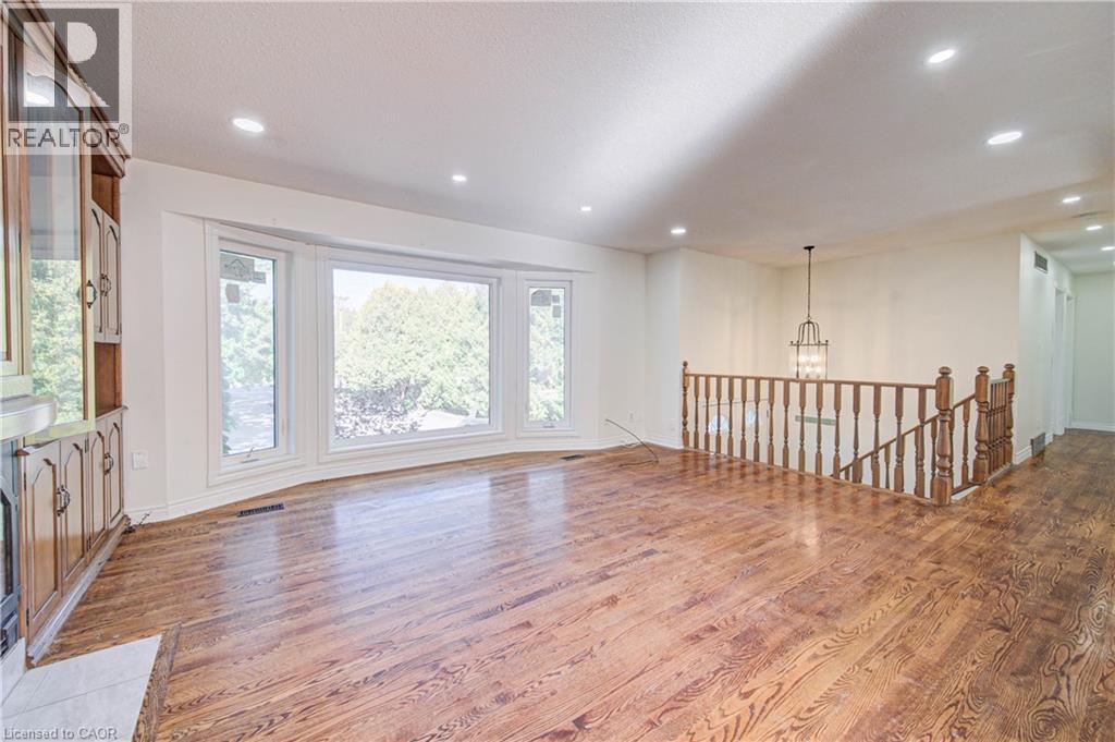 11 BROCK Road S, Puslinch — photo 9