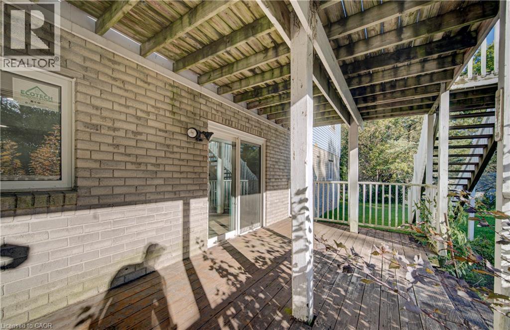 11 BROCK Road S - Image 45